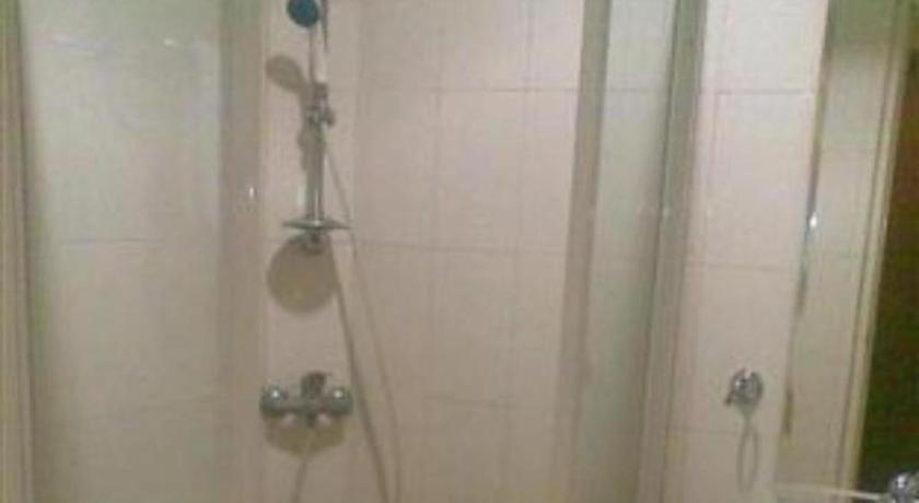 Grand Sumatera Hotel สุราบายา ภายนอก รูปภาพ