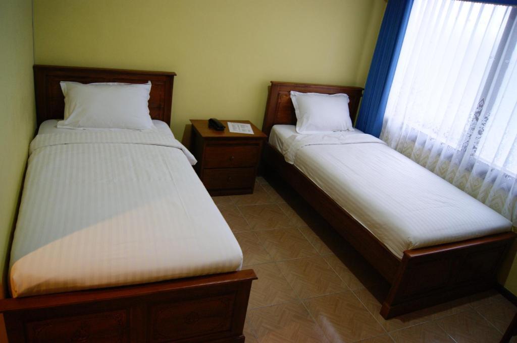 Grand Sumatera Hotel สุราบายา ห้อง รูปภาพ