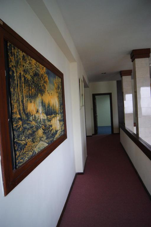 Grand Sumatera Hotel สุราบายา ภายนอก รูปภาพ